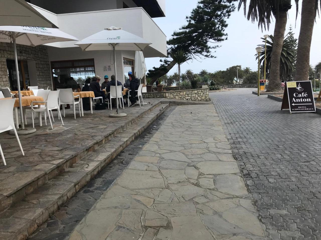 Hotel Schweizerhaus/Cafe Anton Swakopmund Bagian luar foto